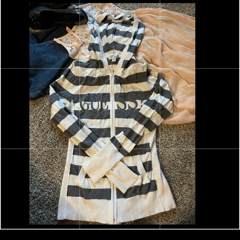 Guess sweater hoodie
